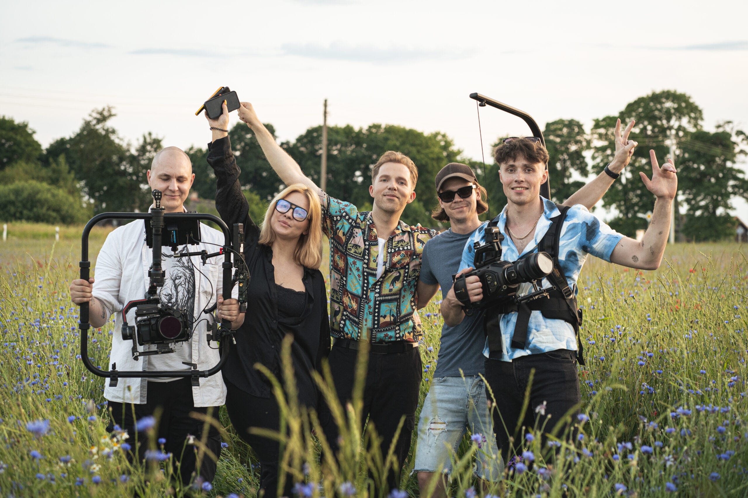 Filmavimo komanda ir dalyviai po projekto – filmavimo paslaugos